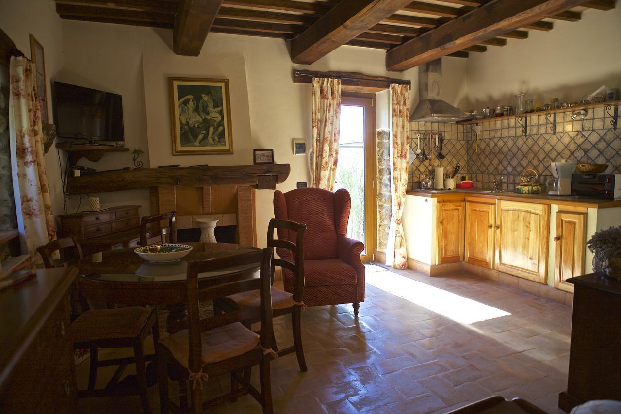 Castel de' FioriFonte Magia住宿加早餐旅馆 外观 照片
